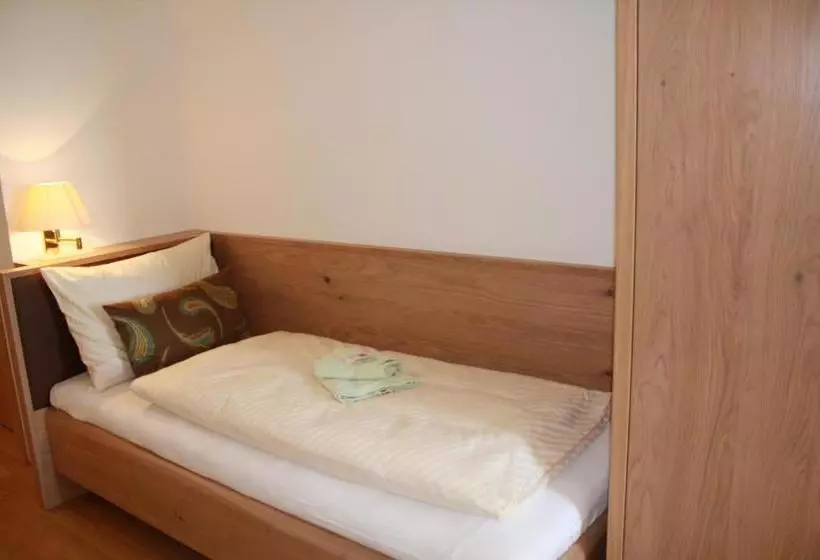 Retkeilymaja Bäckerei Konditorei Frühstückspension Wagner