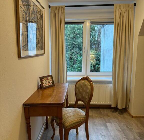 פנסיון Birnbom Warnemünde