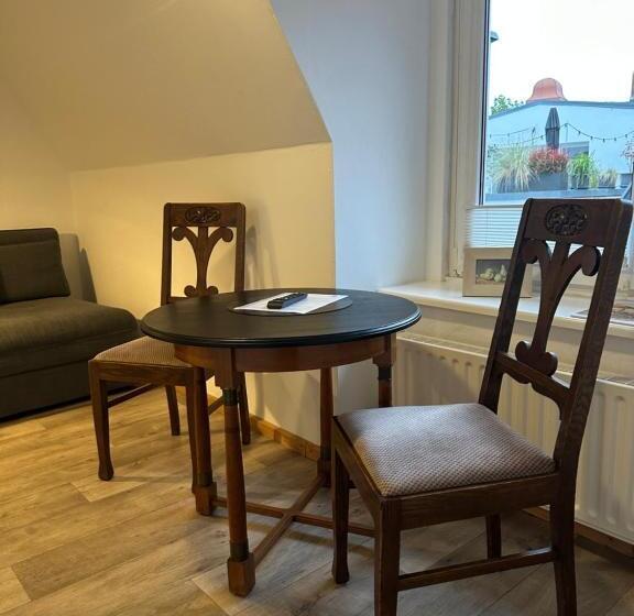 פנסיון Birnbom Warnemünde