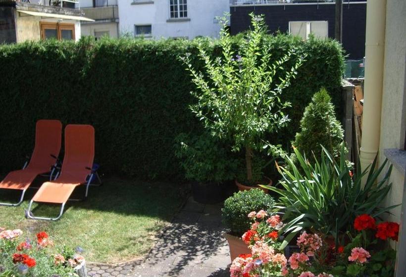 膳宿费 Gästehaus Resi