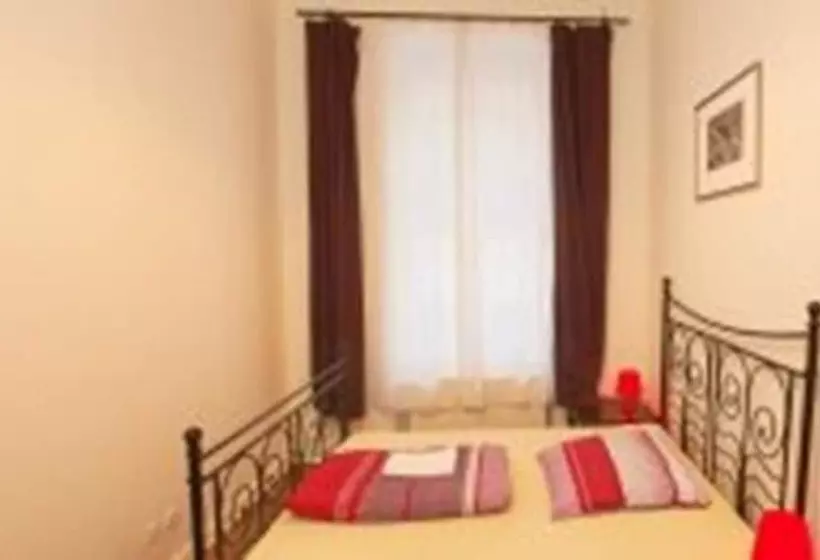 پانسیون Littlefriedrichrooms At Propellerwerk