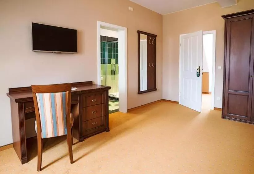 ペンション Quartier Rautenstock Gbr