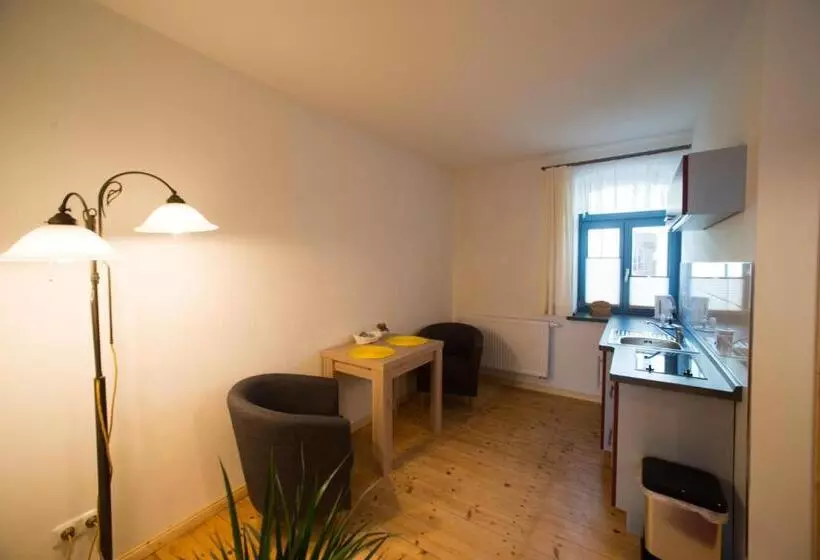 Pension Und Gaststätte Zur Brauschänke