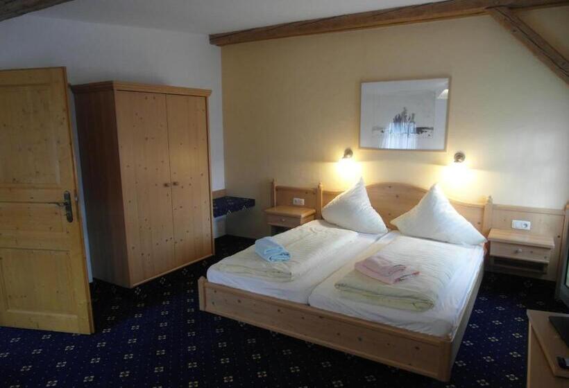 Pension Und Gaststätte Zur Brauschänke