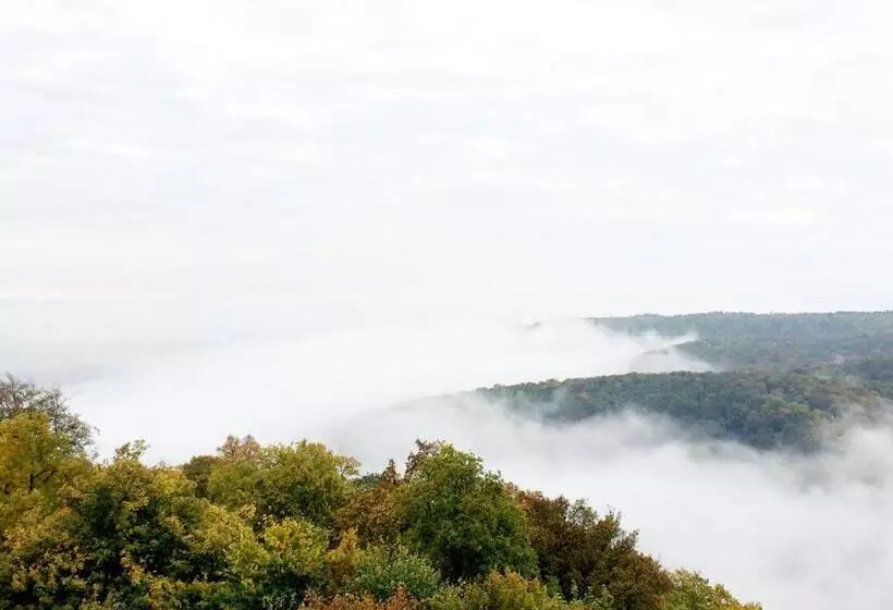 Retkeilymaja Burghof Kyffhäuser