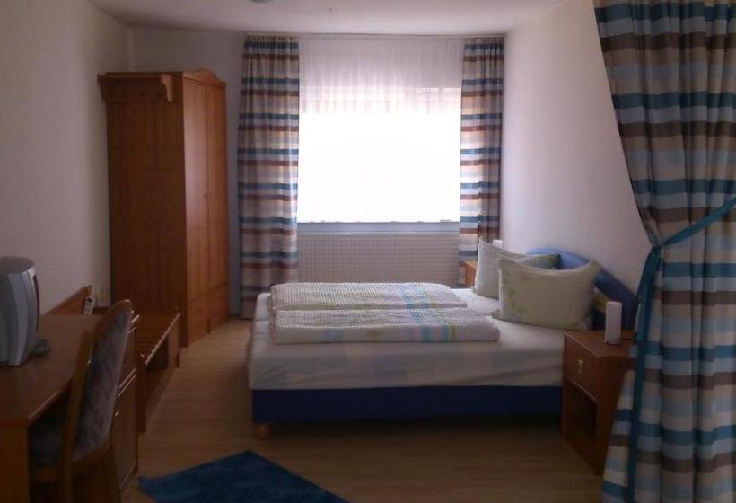 Общежитие Landgasthof Grüner Baum