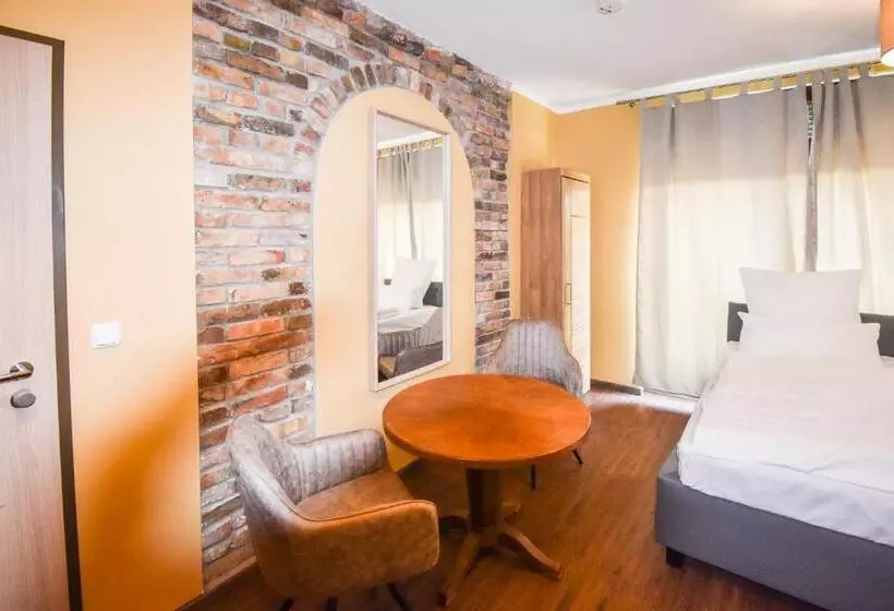 پانسیون Boutique Hotel Sena