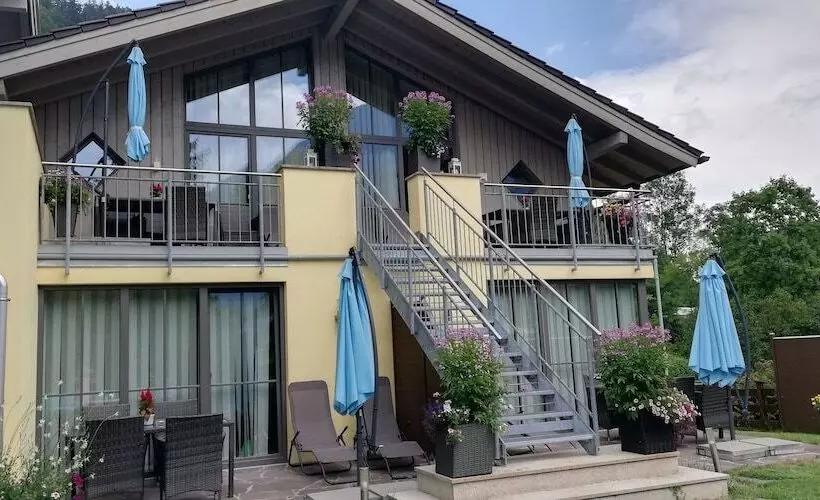 ペンション Alpenglühn