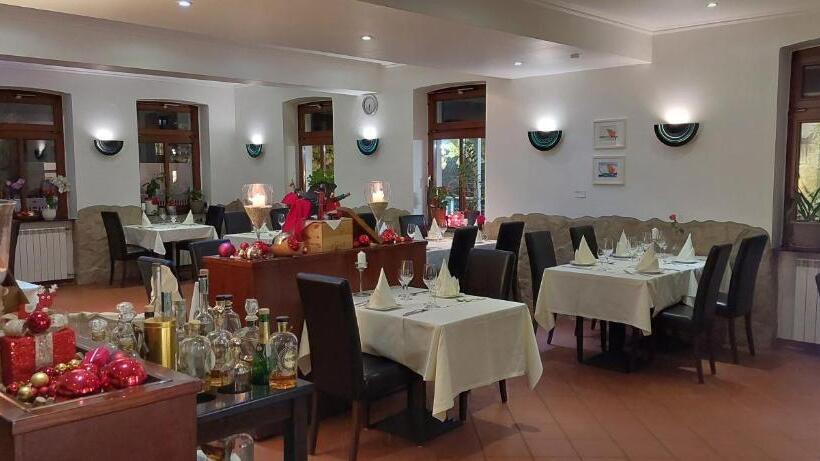 פנסיון La Cascina