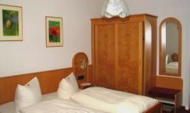 ペンション Landgasthaus Engel   Naturparkwirt