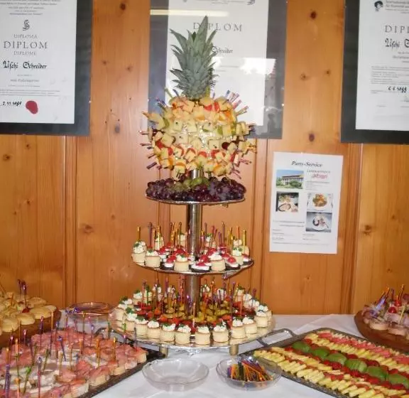 ペンション Landgasthaus Engel   Naturparkwirt