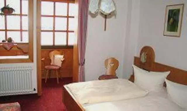 ペンション Landgasthaus Engel   Naturparkwirt