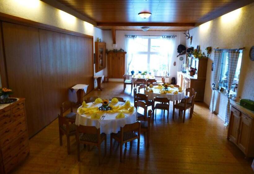 ペンション Landhaus Püttmann