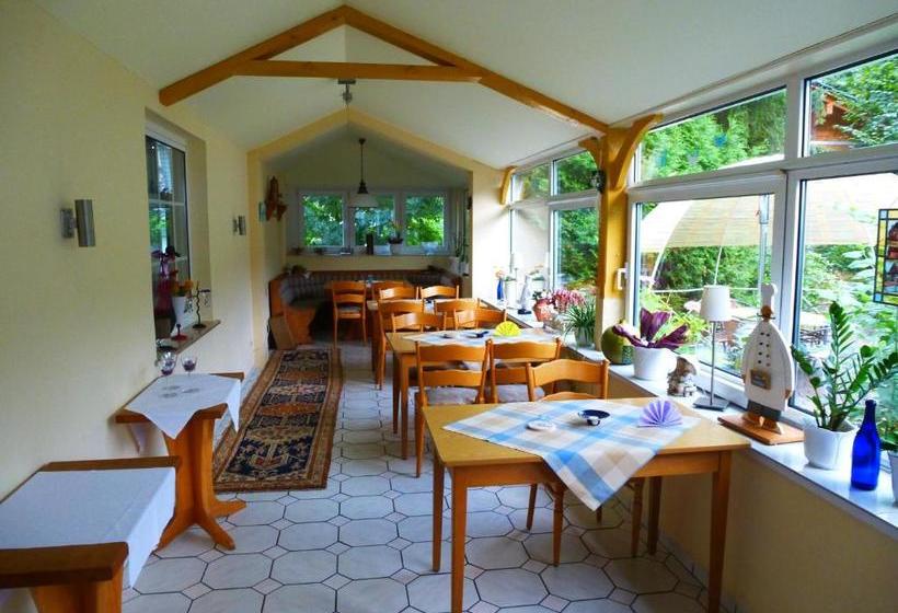 ペンション Landhaus Püttmann