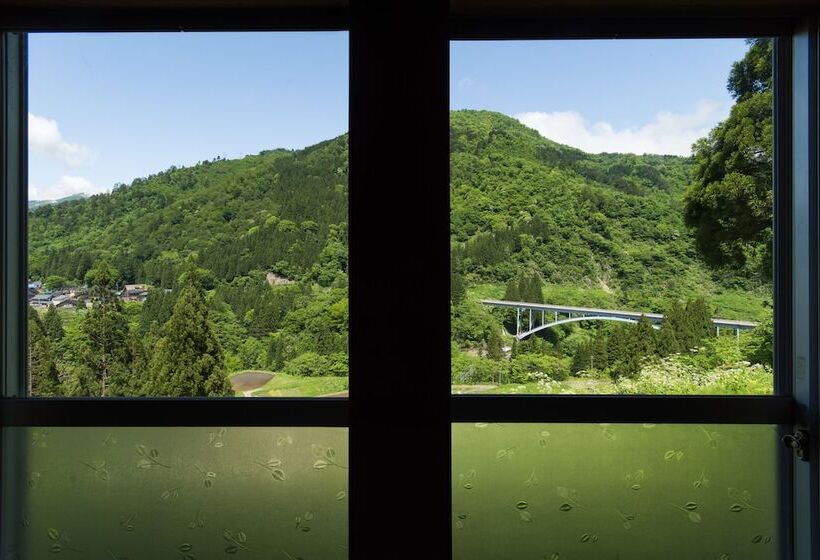 Pensão Guest House Takazuri Kita