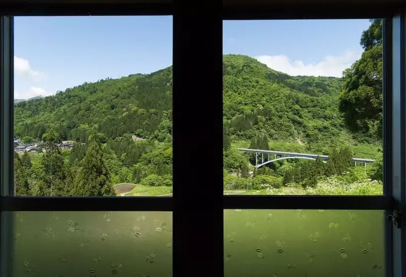 ペンション Guest House Takazuri Kita