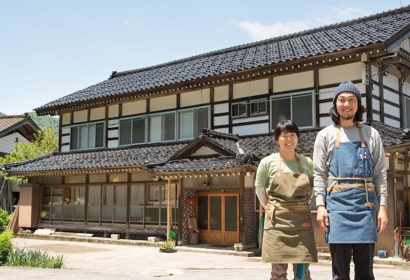 Pensão Guest House Takazuri Kita