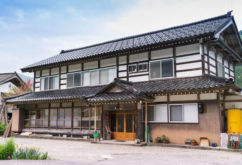 Pensão Guest House Takazuri Kita