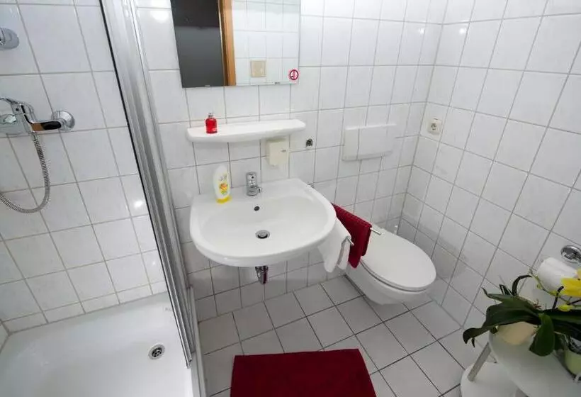 Pension Cafe Suzette