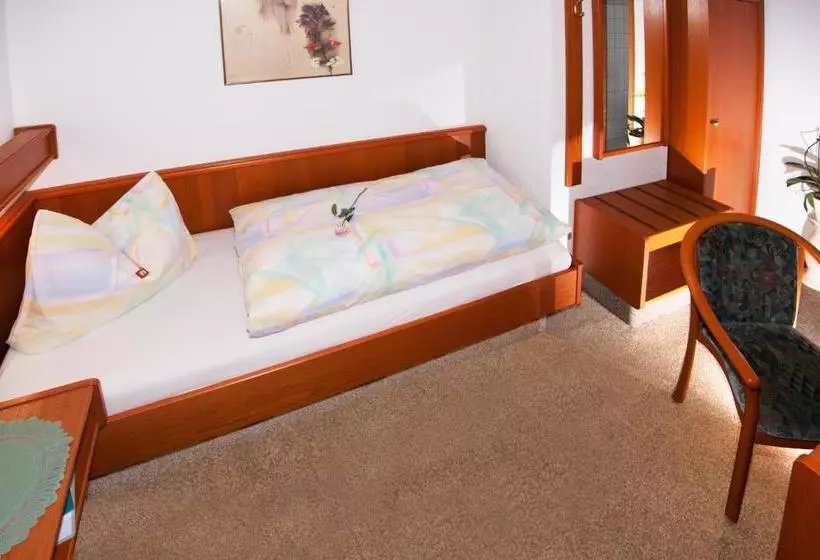 Pension Cafe Suzette