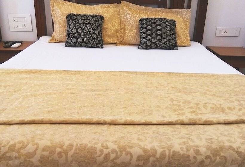 Carlton Hotel Mumbai Behind Taj Mahal Palace Colaba Mumbai