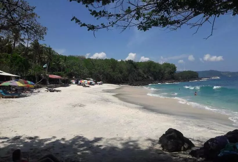 Majatalo Villa Manouria   Marcel