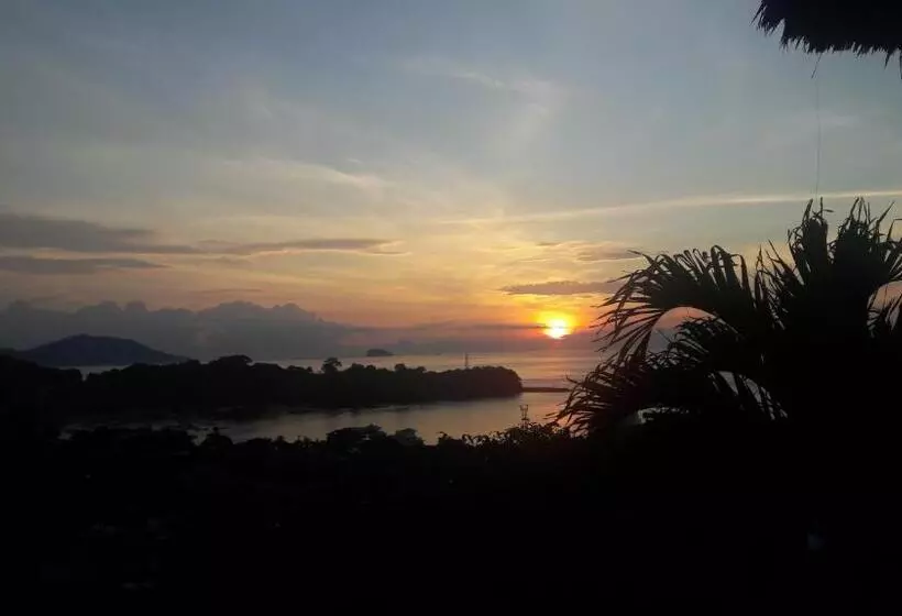 Majatalo Villa Manouria   Marcel