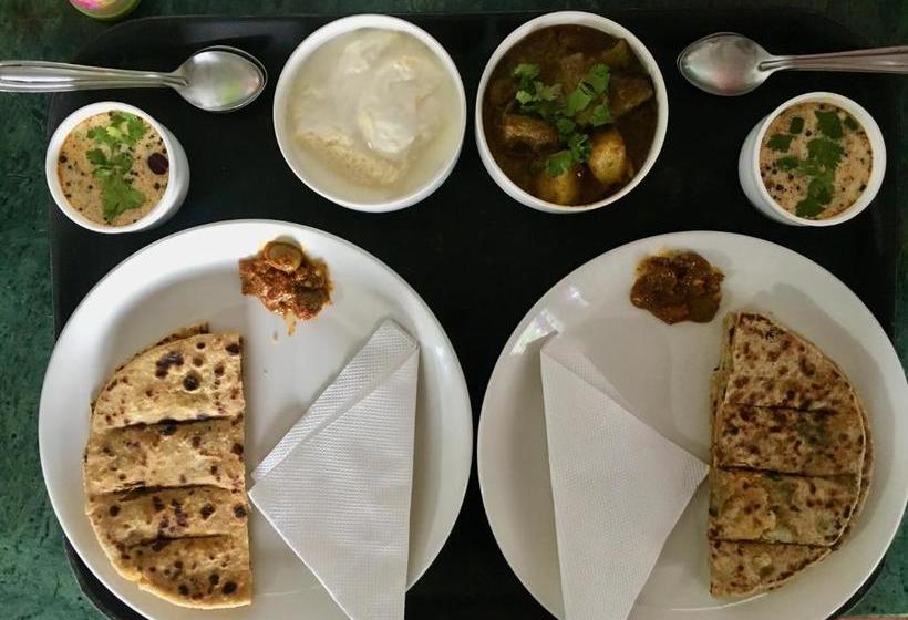 هتل Royal Panacea