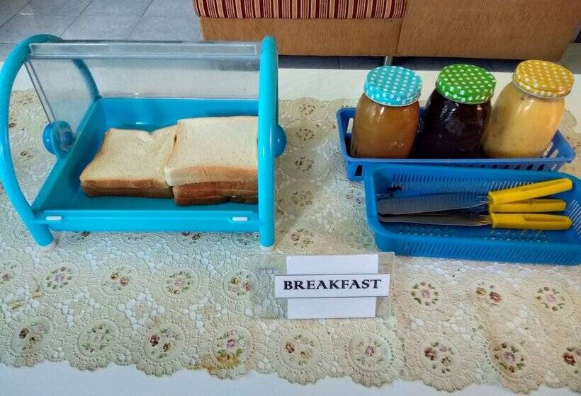 Пансион Colorbox House