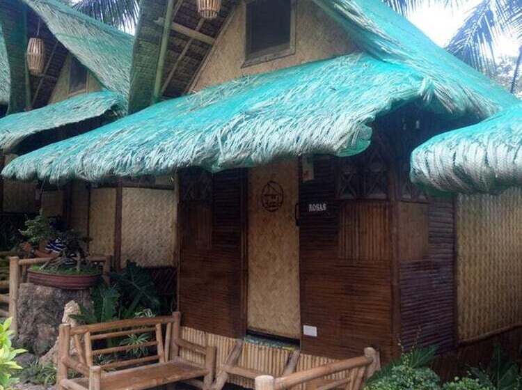 호스텔 Bahay Kawayan Backpackers Inn