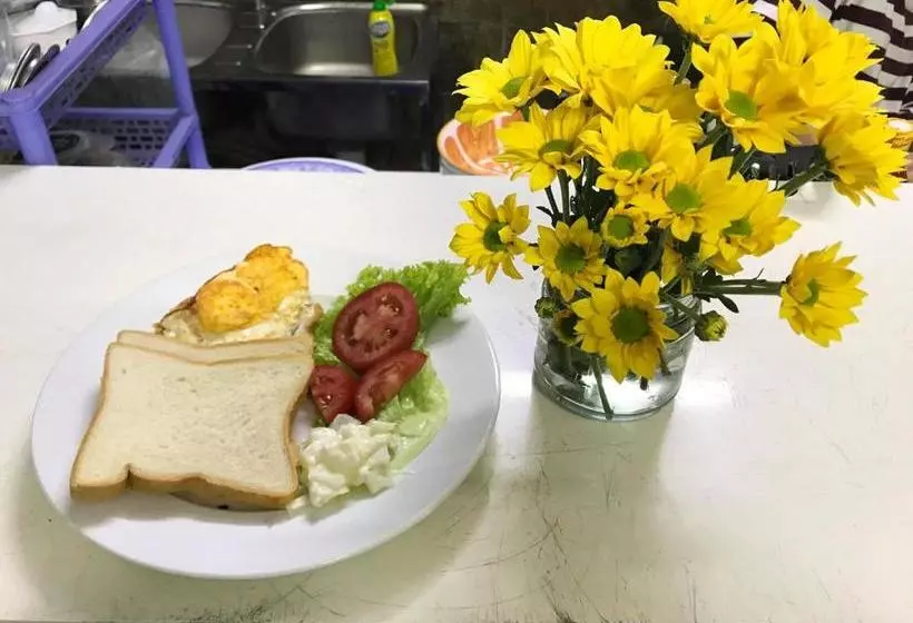 カプセルホテル Win Win Hostel