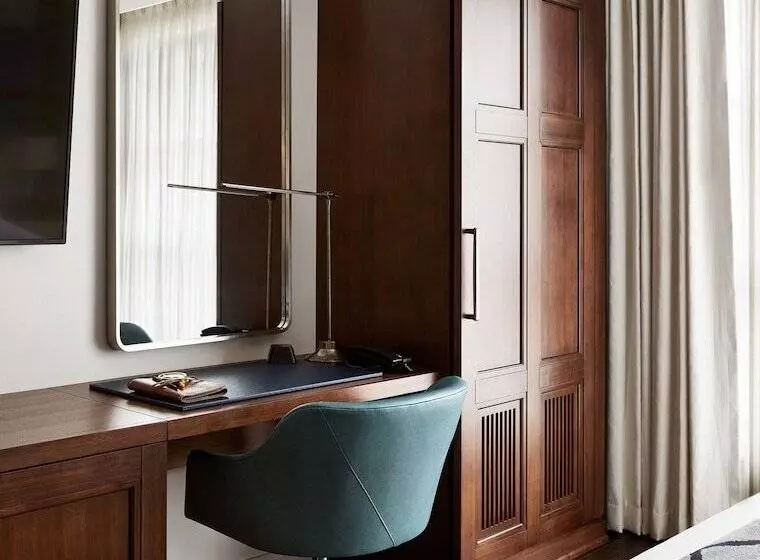 هتل Sophy Hyde Park