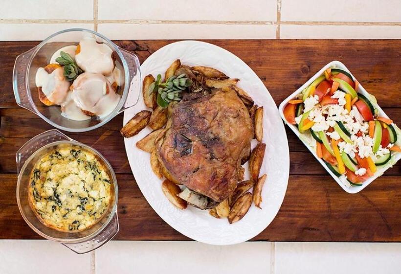 هتل White House Guest Farm