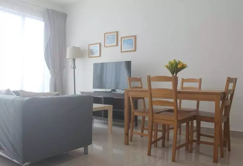 Threefour Guesthouse For 26 At Trefoil Setia Alam