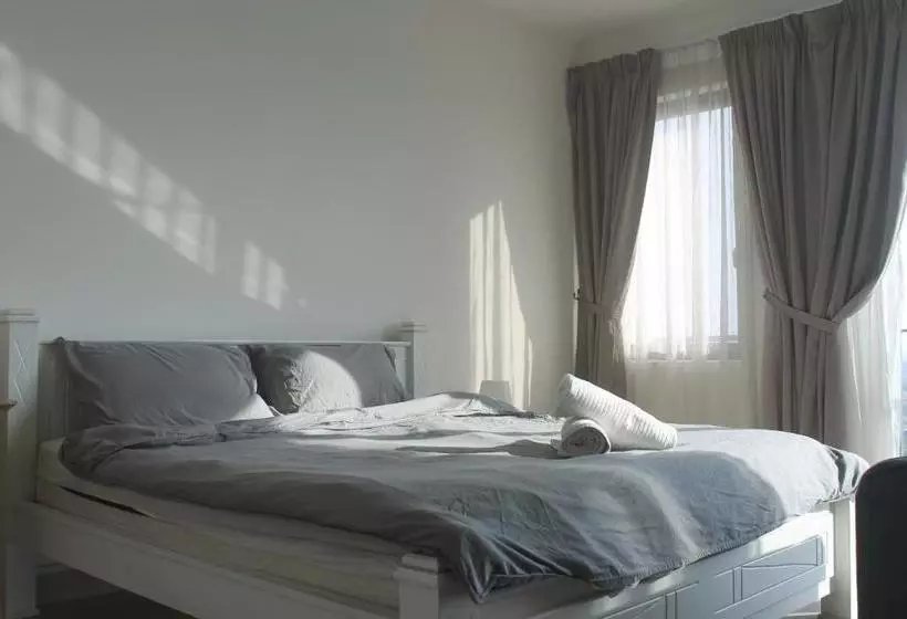 Threefour Guesthouse For 26 At Trefoil Setia Alam
