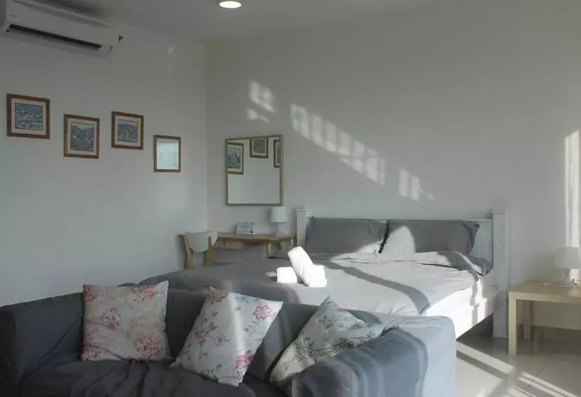 Threefour Guesthouse For 26 At Trefoil Setia Alam