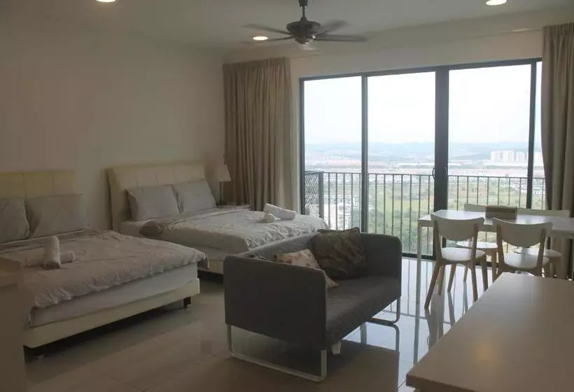 Threefour Guesthouse For 26 At Trefoil Setia Alam