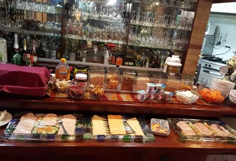 Majatalo Crocodile Lodge Cc