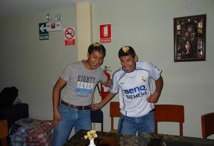 ユースホステル Kantu Hospedaje