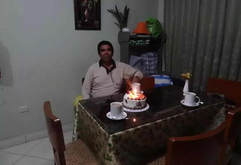 ユースホステル Kantu Hospedaje