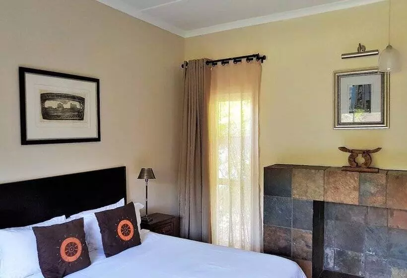 پانسیون African Roots Guest House