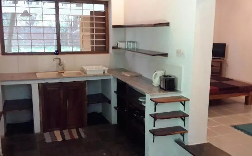 پانسیون Isai Ambalam Guest House