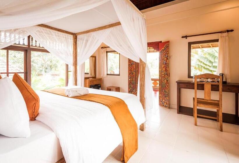 ペンション The Kalangan