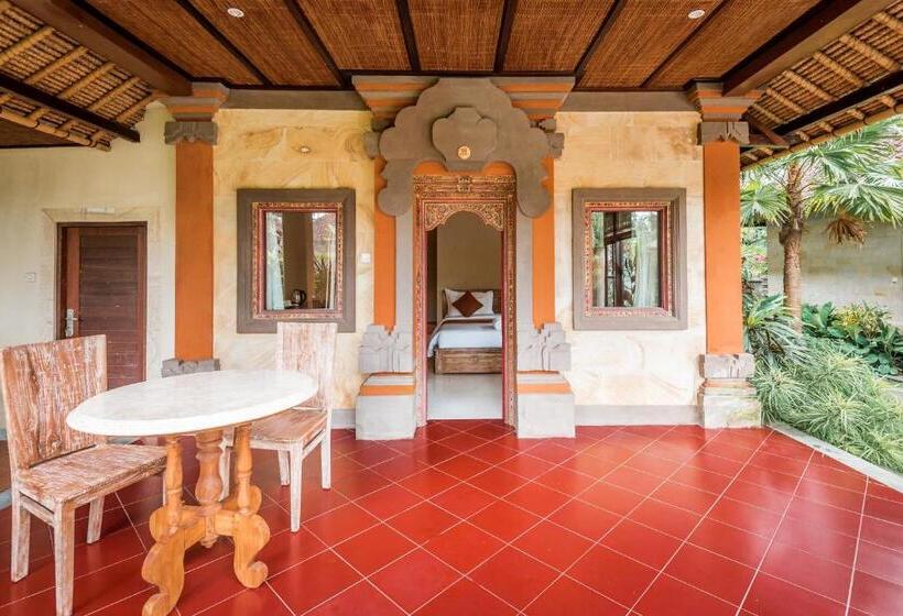 ペンション The Kalangan