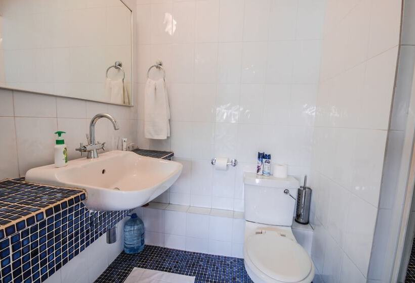 פנסיון Bon Ami Guest House