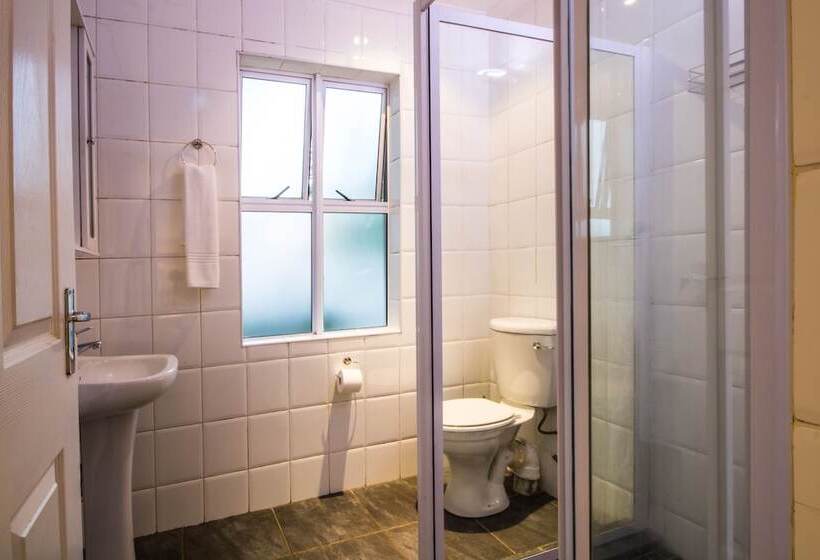 פנסיון Bon Ami Guest House