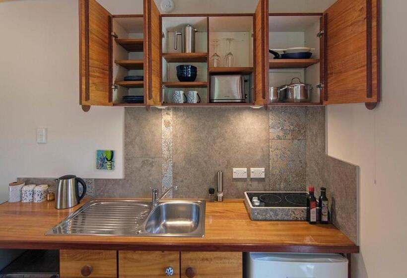 פנסיון Chalet Karaka