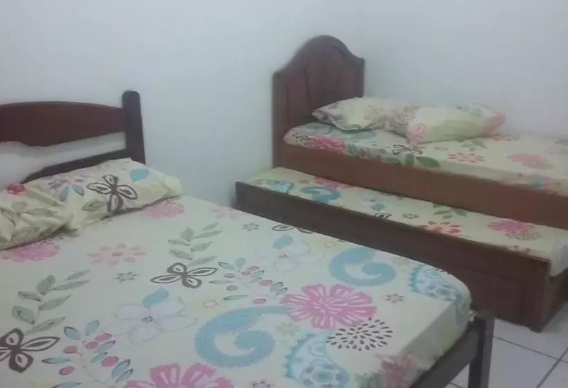ペンション Chácara Recanto Dos Recantos