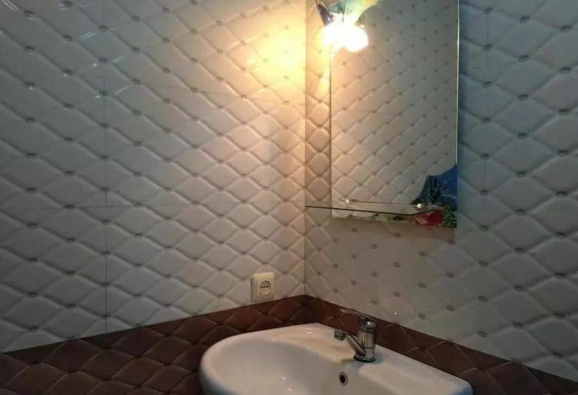 پانسیون Geno Guest House
