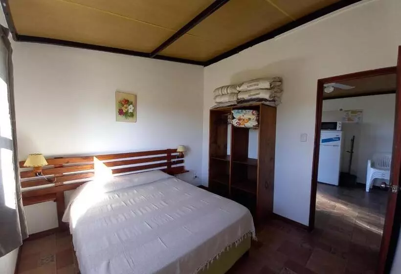 Retkeilymaja Posada Del Pio, Granja